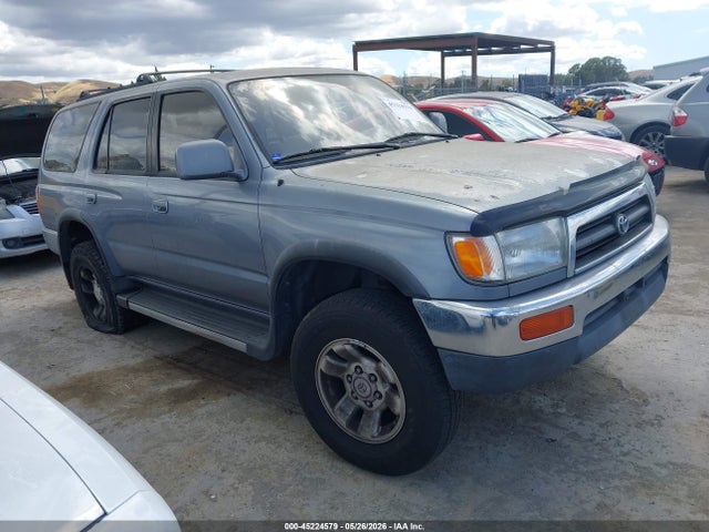 Salvage Toyota 4Runner Image