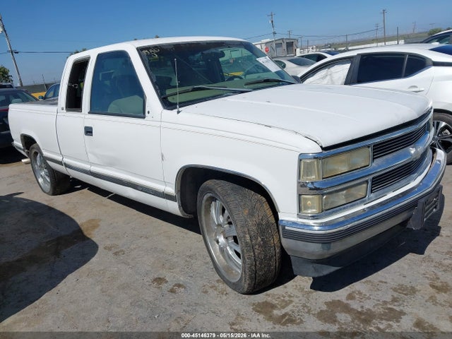 Salvage Chevrolet C1500 Image