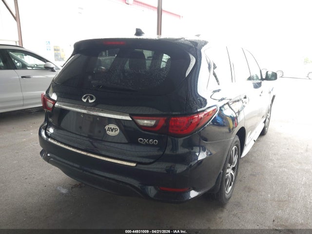 INFINITI Qx Luxe