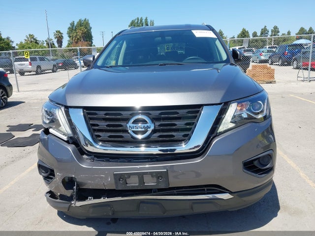 Nissan Pathfinder S
