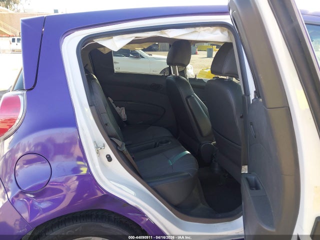 Chevrolet Spark 1lt Auto
