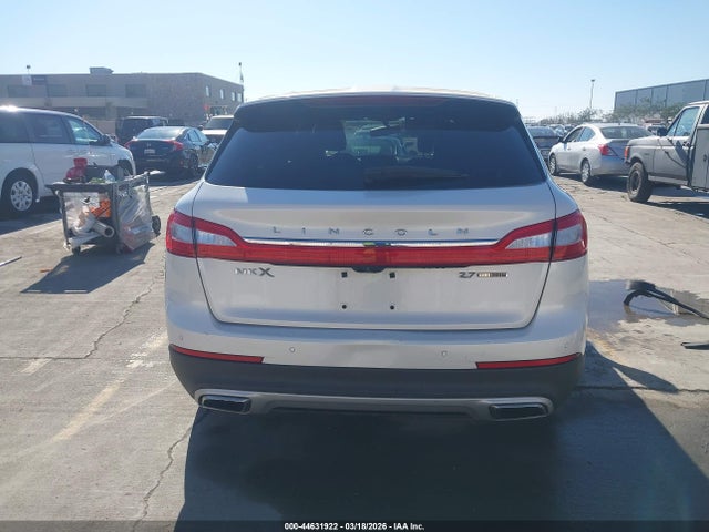 Lincoln MKX Premiere