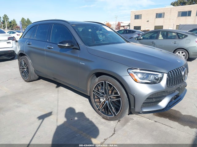 Salvage Mercedes-Benz GLC Image
