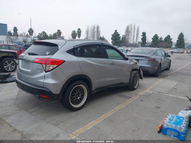 Honda HR-V 2wd Sport