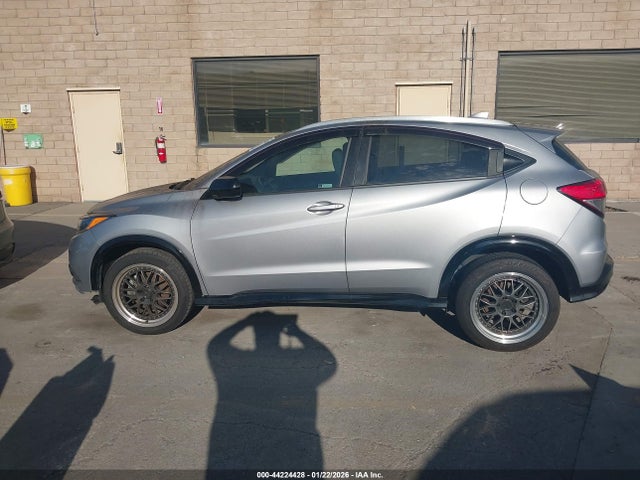Honda HR-V 2wd Sport