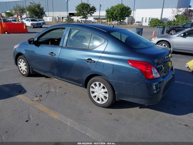 Nissan Versa 1.6 S