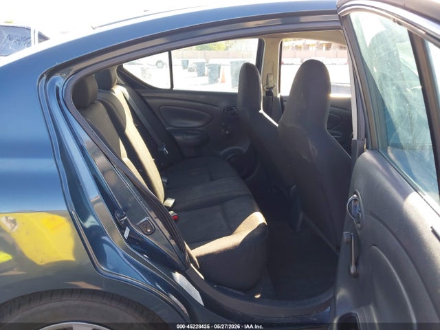Nissan Versa 1.6 S