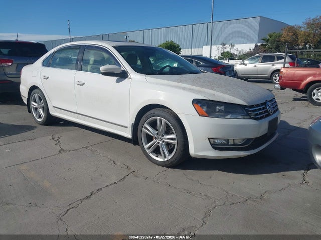 Salvage Volkswagen Passat Image