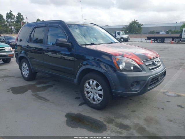 Salvage Honda CR-V Image