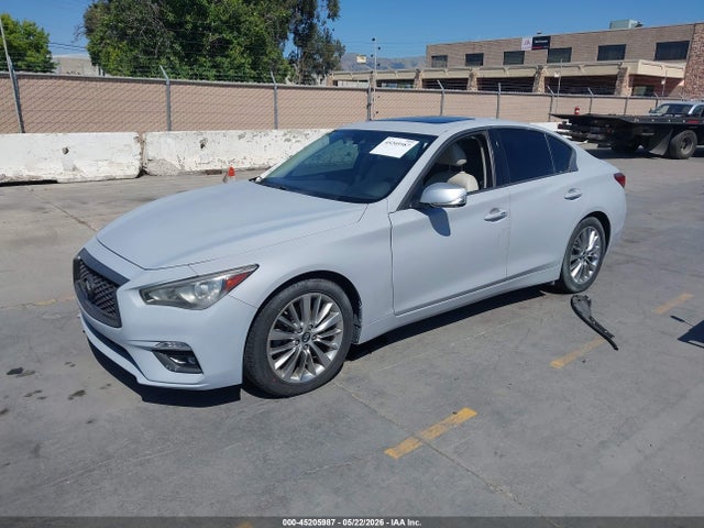 INFINITI Q50 3.0t Luxe