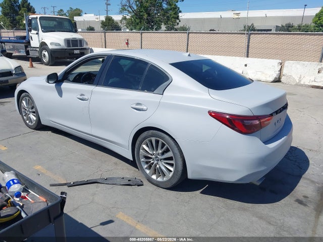 INFINITI Q50 3.0t Luxe