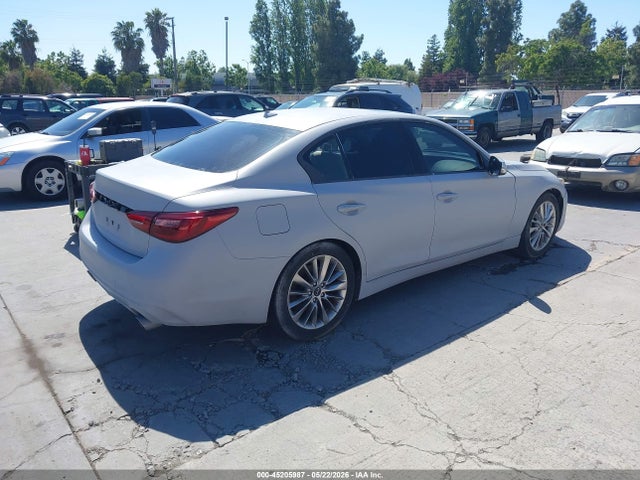 INFINITI Q50 3.0t Luxe