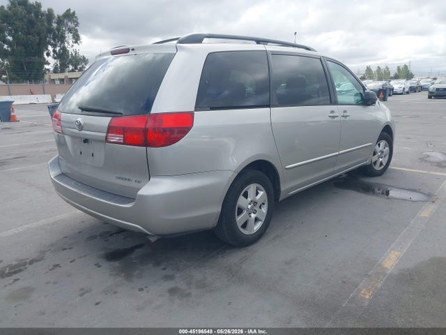 Toyota Sienna Le