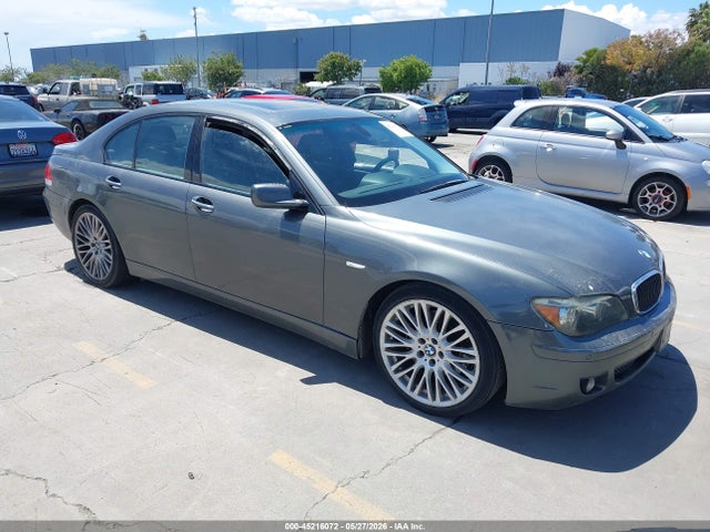 Salvage BMW 7 Series Image