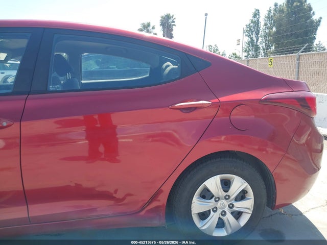 Hyundai ELANTRA Se