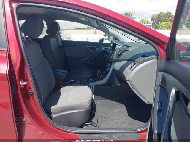 Hyundai ELANTRA Se