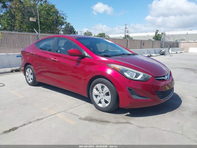 Salvage Hyundai ELANTRA Image