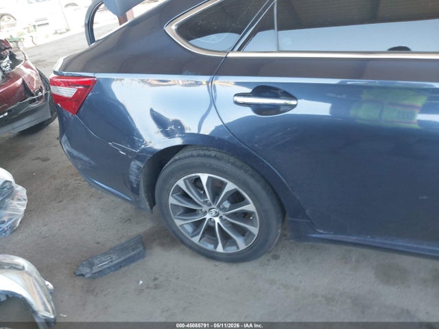 Toyota Avalon Xle
