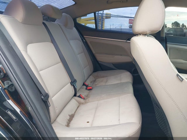 Hyundai ELANTRA Value Edition