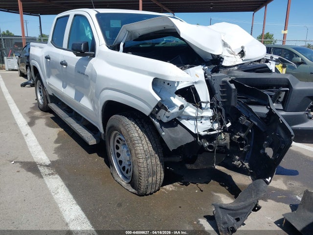 Salvage Chevrolet Colorado Image