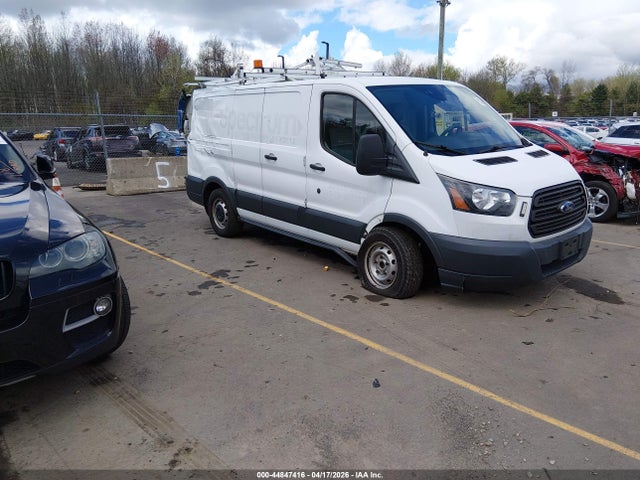Salvage Ford Transit Image