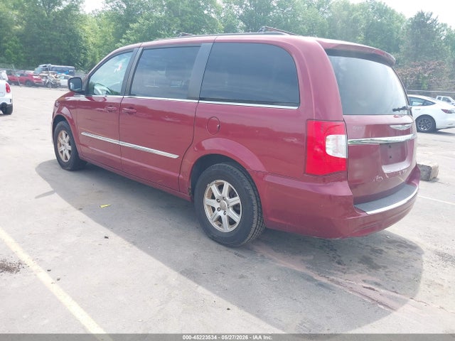 Chrysler Town & Country Touring
