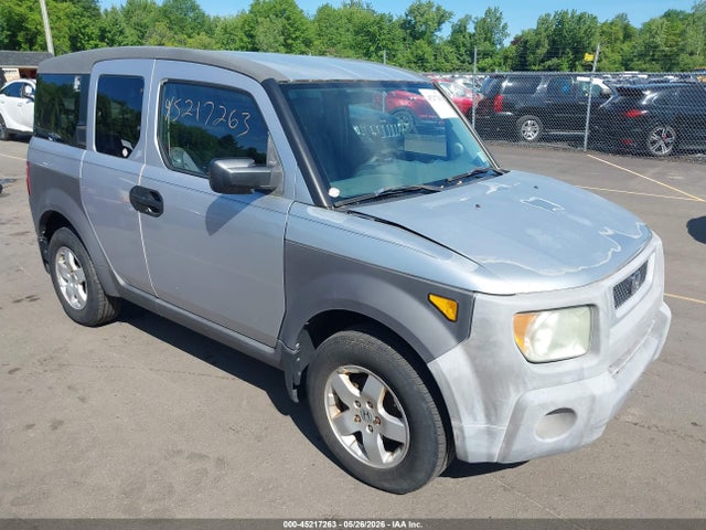 Salvage Honda Element Image