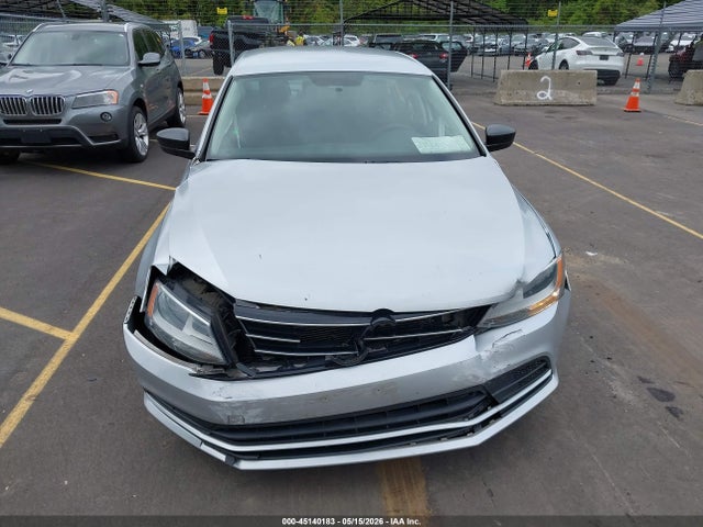 Volkswagen Jetta 1.8t Se