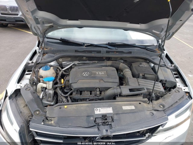 Volkswagen Jetta 1.8t Se