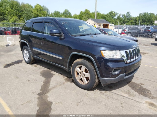 Salvage Jeep Grand Cherokee Image