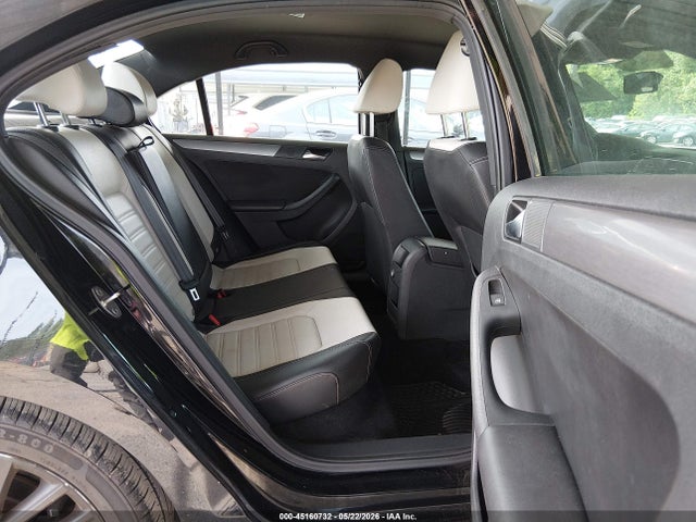 Volkswagen Jetta 1.8t Sport