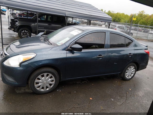 Nissan Versa 1.6 S+