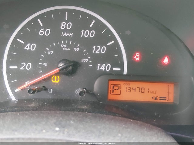Nissan Versa 1.6 S+