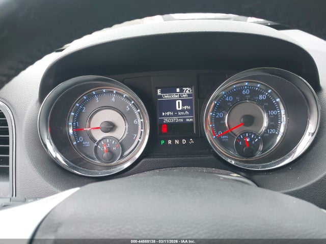 Chrysler Town & Country Touring