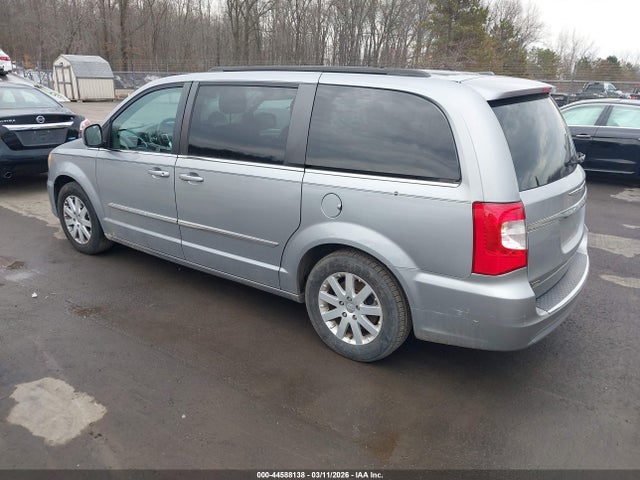 Chrysler Town & Country Touring