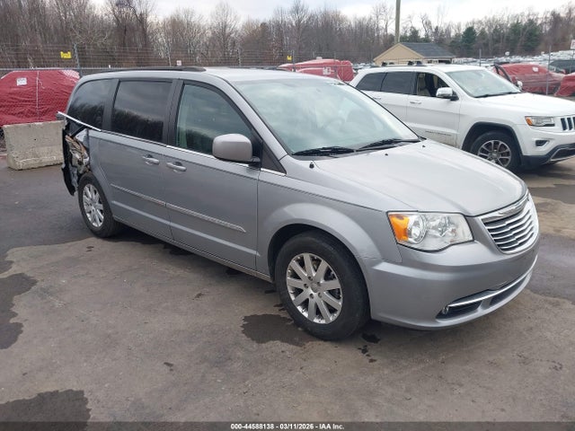 Salvage Chrysler Town & Country Image