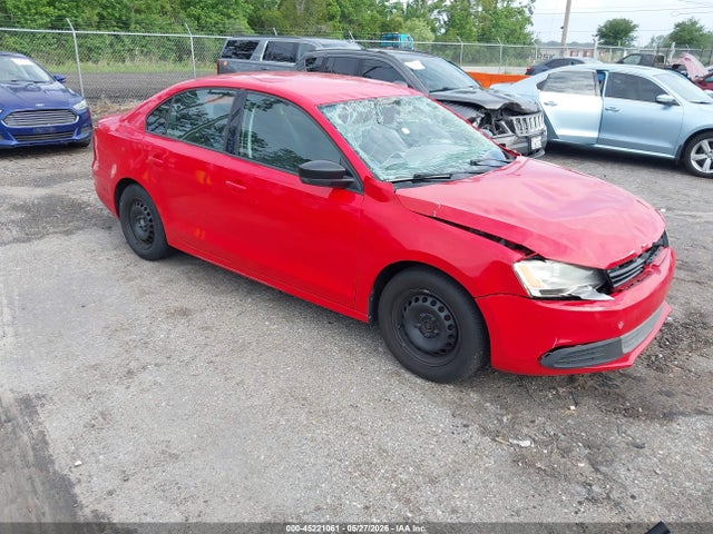 Salvage Volkswagen Jetta Image
