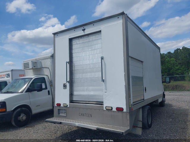 Chevrolet Express 4500