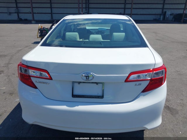 Toyota Camry Le