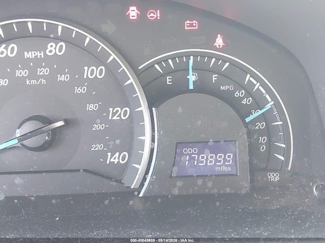 Toyota Camry Le