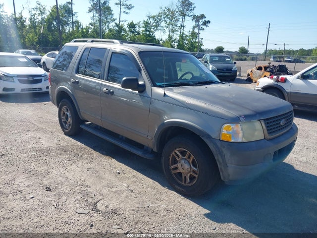Salvage Ford Explorer Image