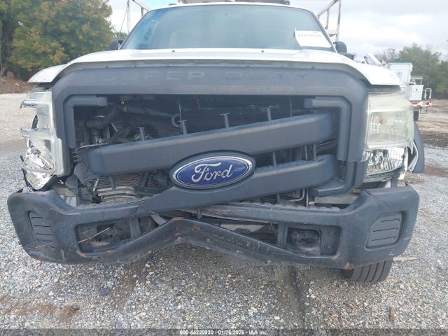 Ford F-450 Xl