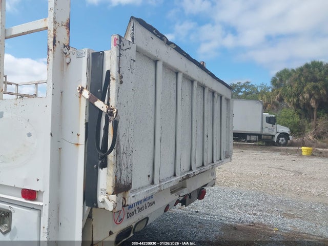 Ford F-450 Xl