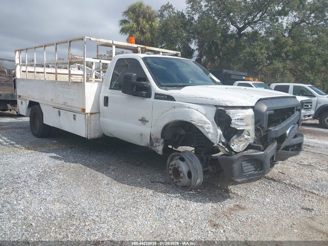 Salvage Ford F-450 Image