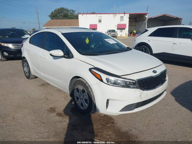 Salvage Kia Forte Image
