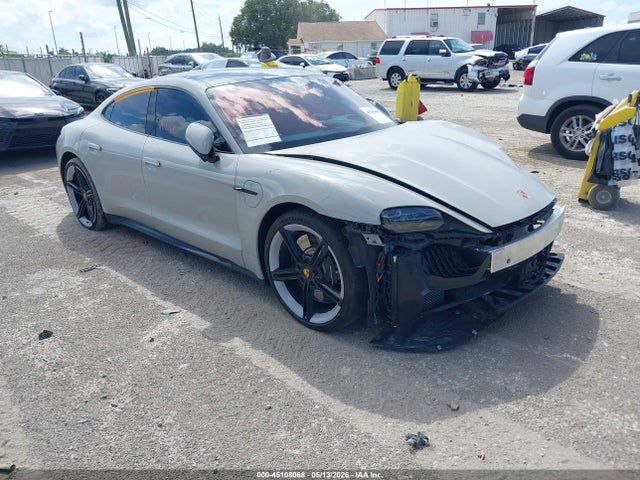 Salvage Porsche Taycan Image