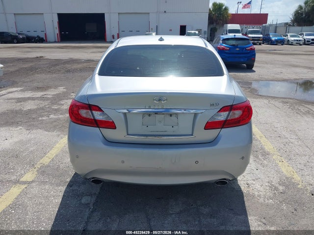INFINITI M37