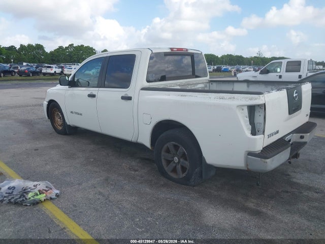 Nissan Titan
