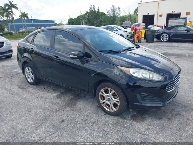 Salvage Ford Fiesta Image