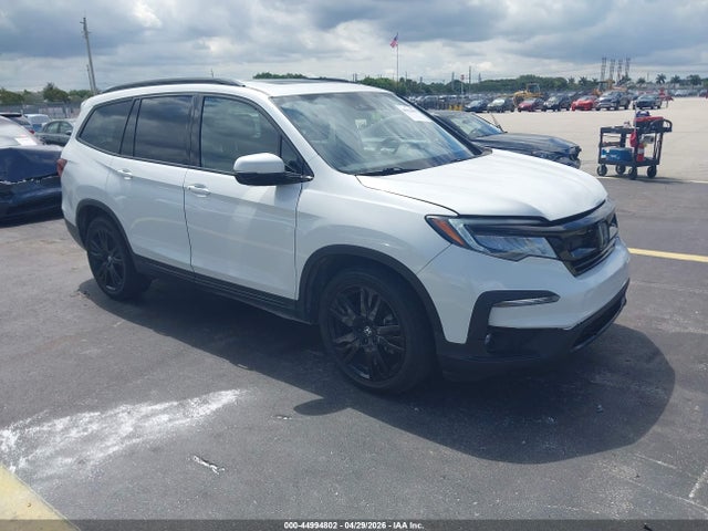 Salvage Honda Pilot Image